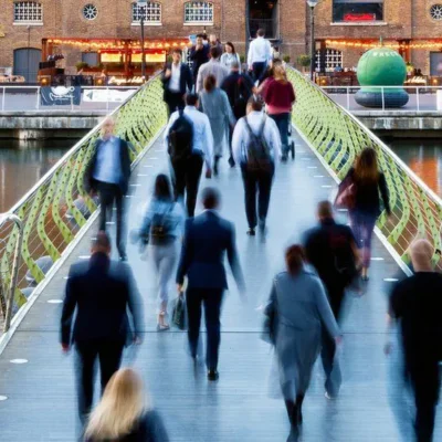 Урядові запозичення збільшуються напередодні осіннього звіту