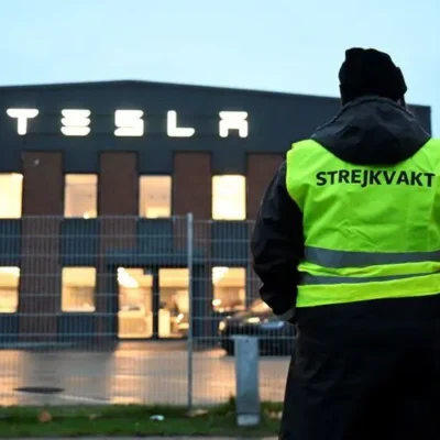 Tesla подала до суду на Швецію, оскільки завдала удару по виробнику автомобілів