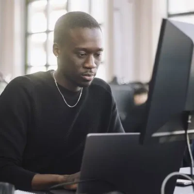 Останній технологічний гігант Amazon, який анонсував чат-бота зі штучним інтелектом