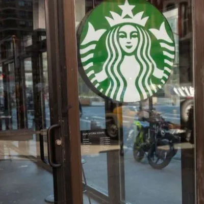 Starbucks звинувачує “введення в оману” після протестів ізраїльської Гази