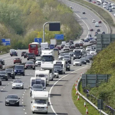 Сильний вітер, ймовірно, ускладнить подорожі напередодні Різдва