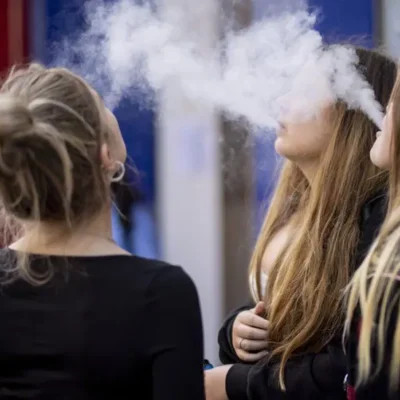 Понад чотири мільйони нелегальних вейпів вилучено на кордоні