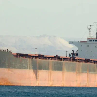 Ціни на нафту зростають через удари США та Великобританії через атаки в Червоному морі