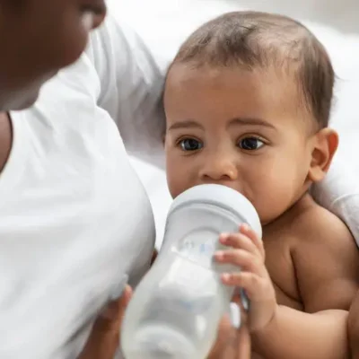 Дитяче молоко: Asda і Tesco знизили ціну на суміш Aptamil