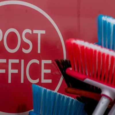 Fujitsu виключає участь у тендерах на державні контракти Великобританії під час запиту поштового відділення