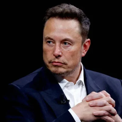 Tesla: акції виробника електромобілів впали після того, як Маск попередив про уповільнення