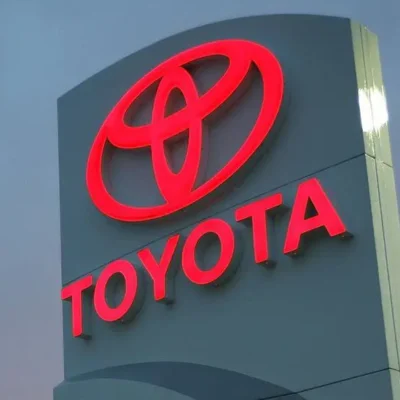 Toyota попереджає 50 000 власників автомобілів у США припинити водіння