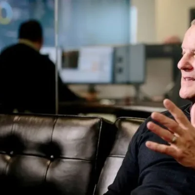 Суддя затверджує компенсацію для інвесторів Ніла Вудфорда