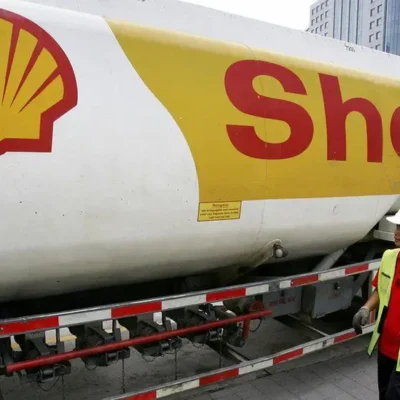 Shell повідомляє про зниження прибутків через зниження цін на енергоносії