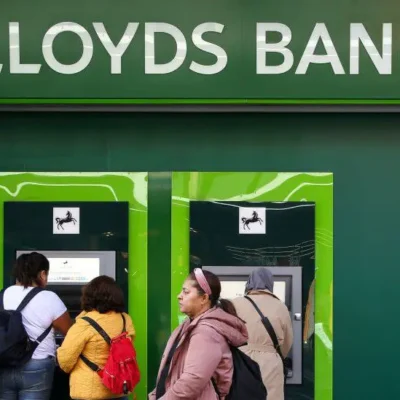 Lloyds відкладає 450 мільйонів фунтів стерлінгів на розслідування фінансування автотранспорту