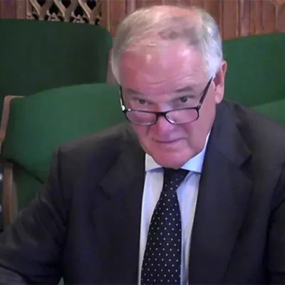 Генрі Стонтон: Голова колишнього поштового відділення загострює суперечку про компенсацію