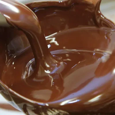 Шоколад: ціна на какао досягла рекордного рівня, оскільки Ель-Ніньо завдає шкоди врожаю