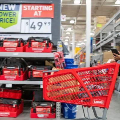 Інфляція в США сповільнюється менше, ніж очікувалося