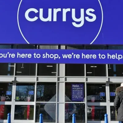 Currys відкидає поглинання американської компанії Elliott за 700 мільйонів фунтів стерлінгів