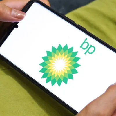 Чоловік “заробив мільйони”, підслуховуючи дружину BP