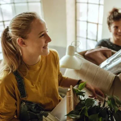 Орендна плата в містах різко зростає, оскільки ціни на орендарів знижуються