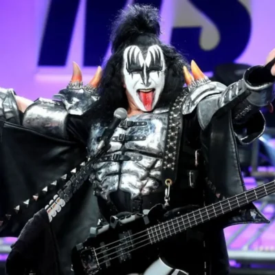 Хард-рок гурт Kiss продає бренд і пісні за 300 мільйонів доларів