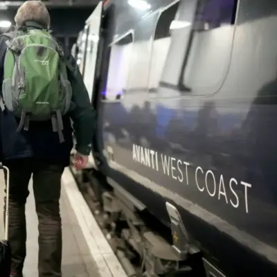 Робітники Avanti West Coast страйкують на Різдво