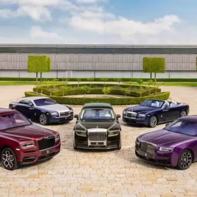 Фабрика Rolls-Royce розширює виробництво нових автомобілів на замовлення