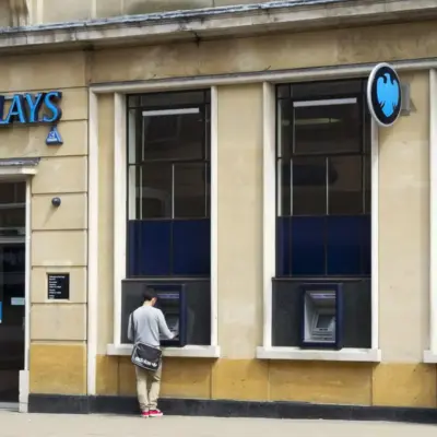 Клієнти Barclays мають проблеми з оплатою на третій день