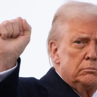 Трамп каже, що економіка США перебуває в «перехідному стані», оскільки торгова війна загострюється