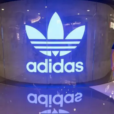 Ціни на кросівки зростуть через тарифи, каже Adidas