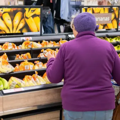 Tesco очікує зниження прибутків через побоювання цінової війни