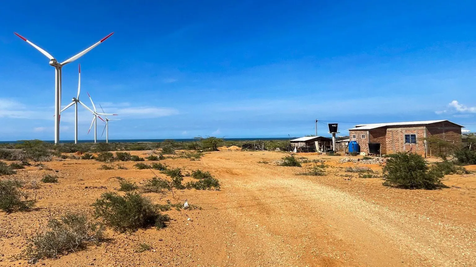 Вітряна електростанція Guajira 1 розташована дуже близько до дому Хосе Луїса Ігуарана