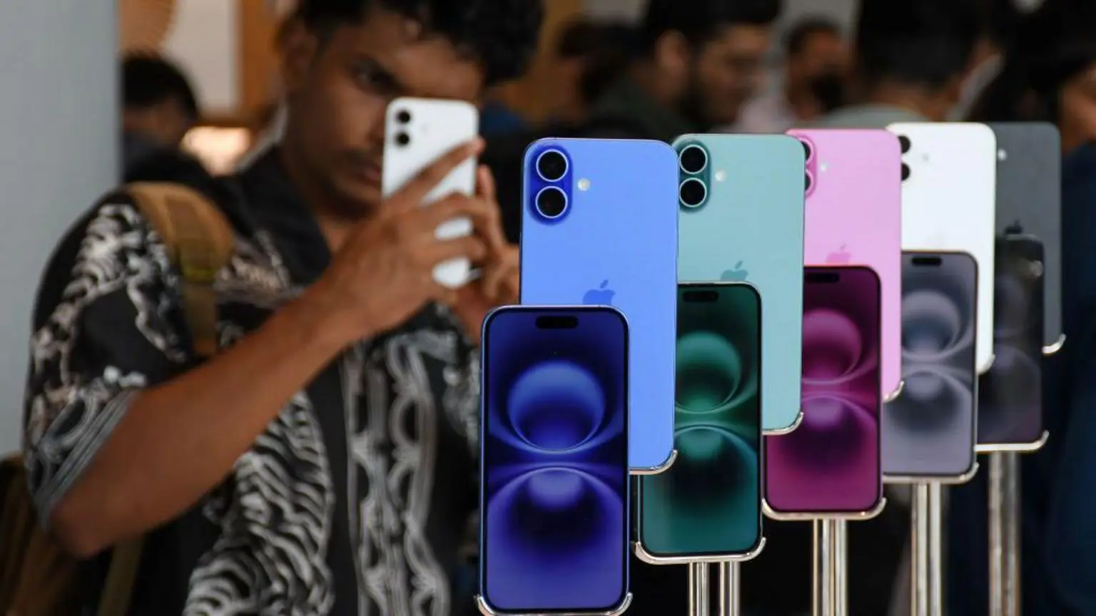 Більшість iPhone, призначених для ринку США в найближчі місяці, буде виготовлено в Індії