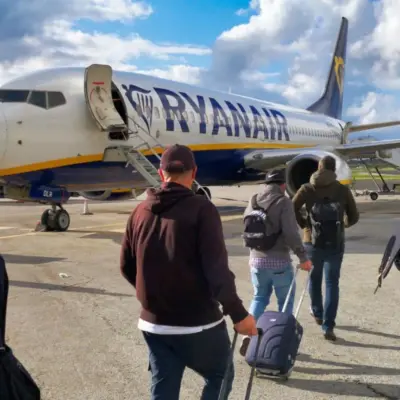 Ryanair думає про більший бонус за виявлення великогабаритних сумок