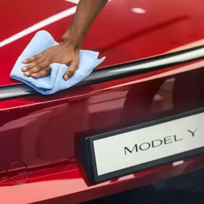 Tesla обіцяє робити дешевші автомобілі в міру проблеми