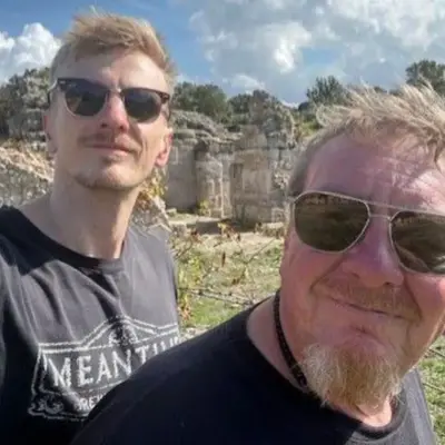 Колишній редактор BBC, якому заборонили літати через хворобу Паркінсона, почувався «приниженим»