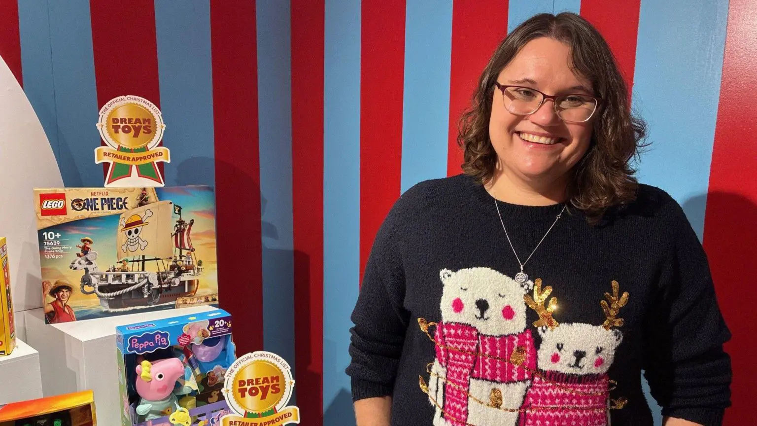 Мелісса Саймондс каже, що іграшки пропонують людям деяке полегшення