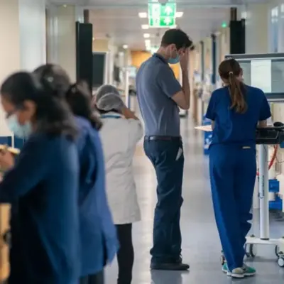 NHS отримала дозвіл на тисячі скорочень