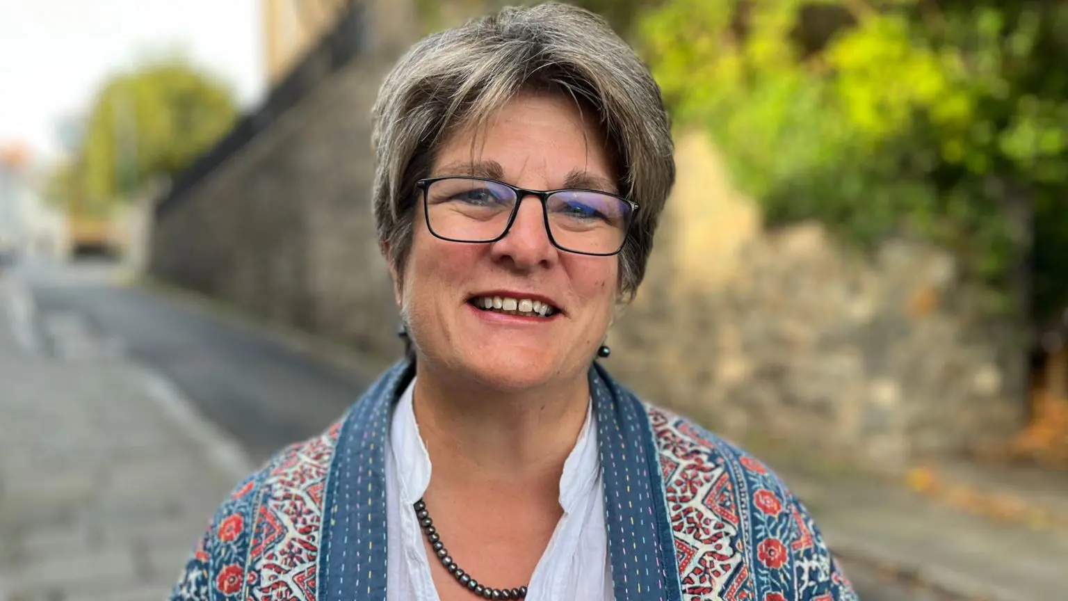 Депутатка Джейн Озанн каже, що йде з ESC з особистих причин