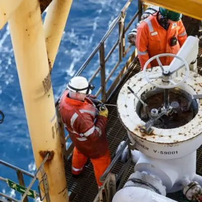 Офшорним працівникам кажуть: схудніть або втратьте роботу