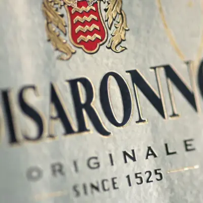 Пляшки Disaronno відкликано через можливу наявність скла