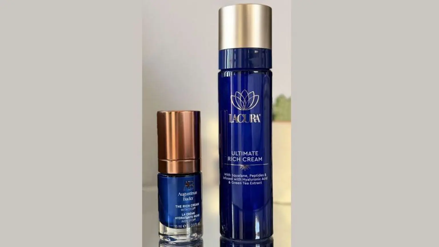 Розкіш проти бюджету: крем для обличчя Augustinus Bader об'ємом 50 мл коштує 240 фунтів стерлінгів, тоді як новий крем для обличчя Lacura від Aldi – 8,49 фунтів стерлінгів