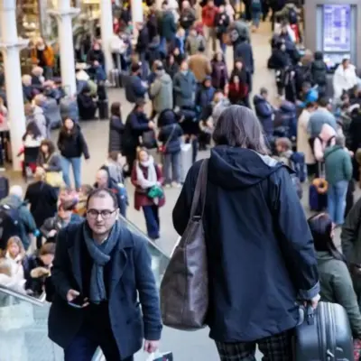 Затримки Eurostar тривають, пасажири застрягли в поїздах на ніч