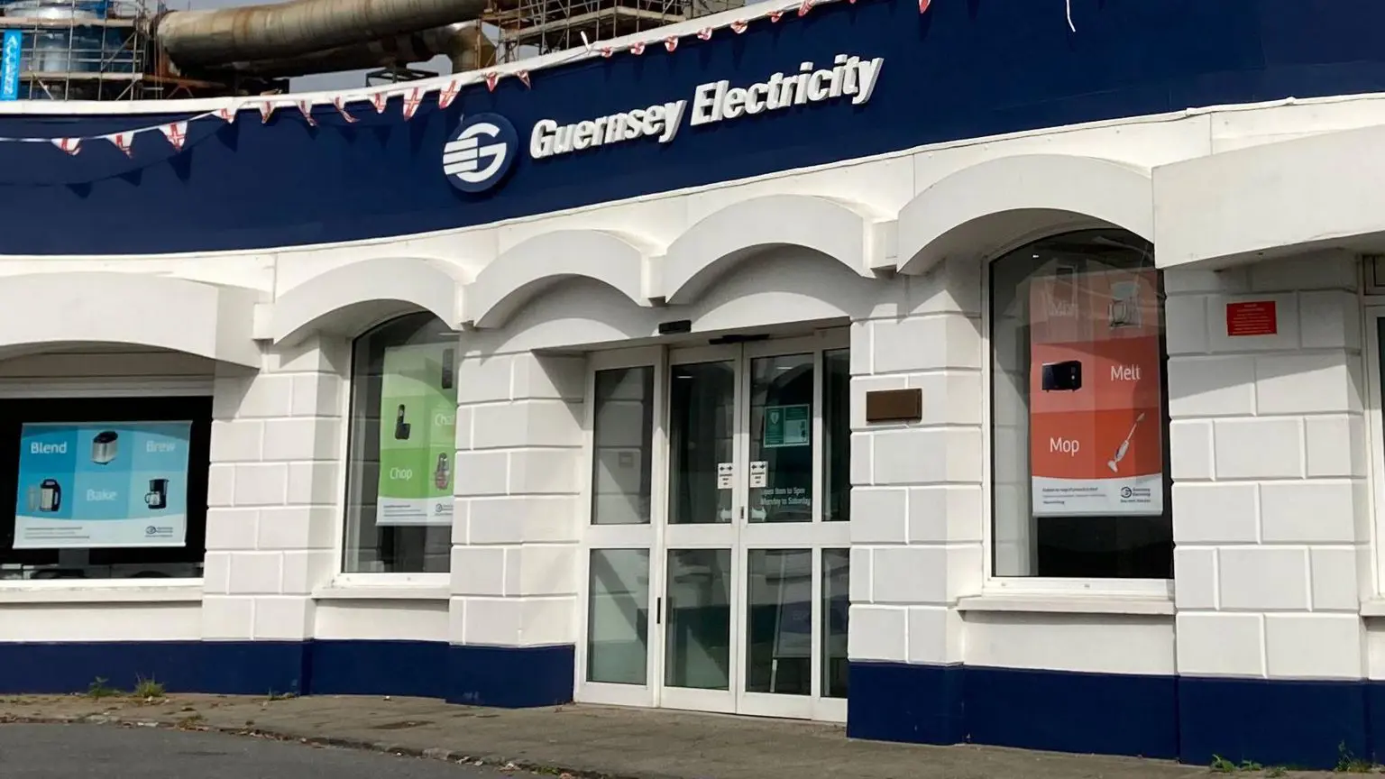 Компанія Guernsey Electricity повідомила, що 3617 остров'ян взяли участь в опитуванні щодо того, як вона може розвивати свої послуги.