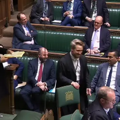 Тринадцять депутатів від Лейбористської партії проголосували за переговори щодо приєднання до митного союзу ЄС