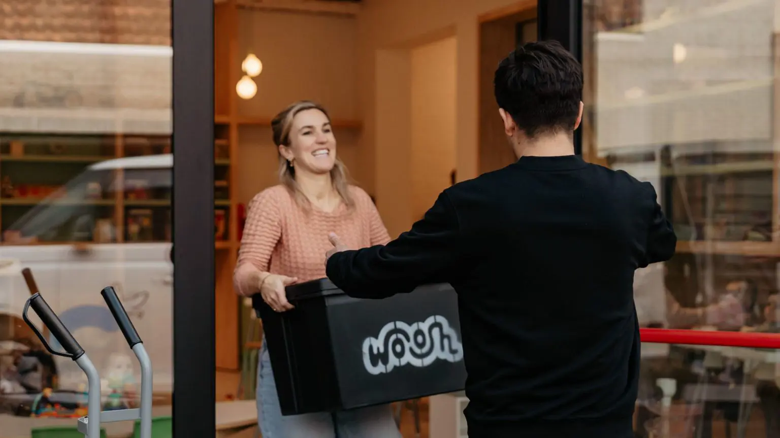 Woosh пропонує послуги доставки, вивезення та переробки своїх підгузків