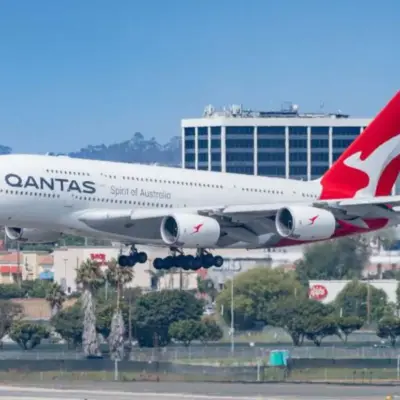 Qantas погоджується виплатити 74 мільйони доларів за відшкодування коштів за туристичні ваучери Covid-19