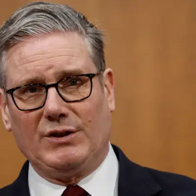 Прем’єр-міністр заявляє, що Велика Британія працює з союзниками над планом відновлення Ормузької протоки