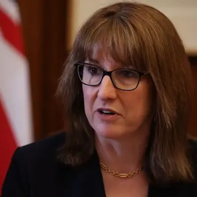 Рівз обіцяє зупинити «дрейф за кордон» британських технологій