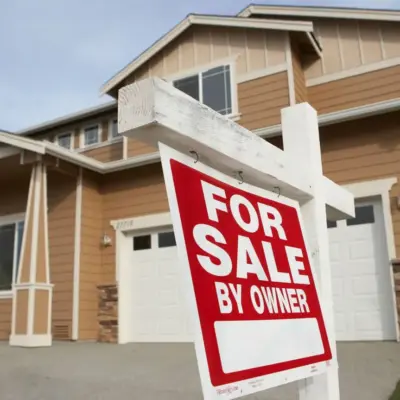 Покупці житла в США «заморожені» через падіння продажів через побоювання щодо війни в Ірані