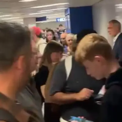 Easyjet залишає 100 людей у чергах на прикордонному контролі