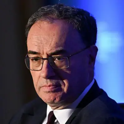 Керівник банку заявив BBC, що не поспішатиме з підвищенням процентних ставок