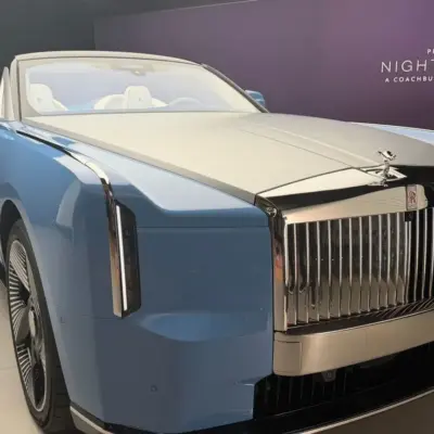 Rolls-Royce запускає новий двомісний електромобіль