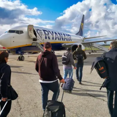 Ryanair неохоче стягуватиме плату з батьків за місця поруч із дітьми